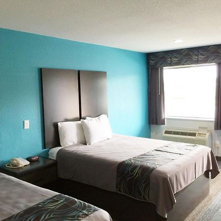 Americas Best Value Inn & Suites Mont Belvieu Houston Eldon Exterior photo